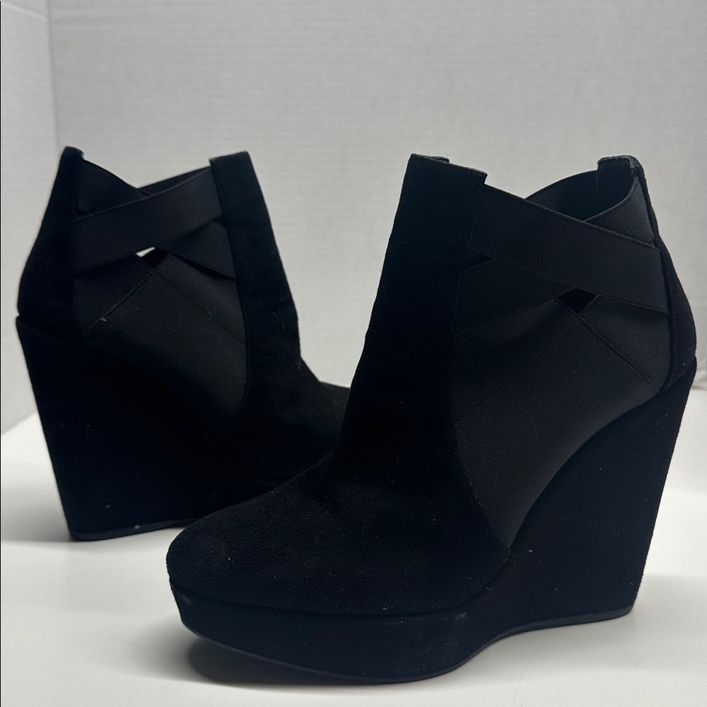 Stuart Weitzman Hiyola Wedged High Heel Ankle Boots Booties Suede Black Size 8